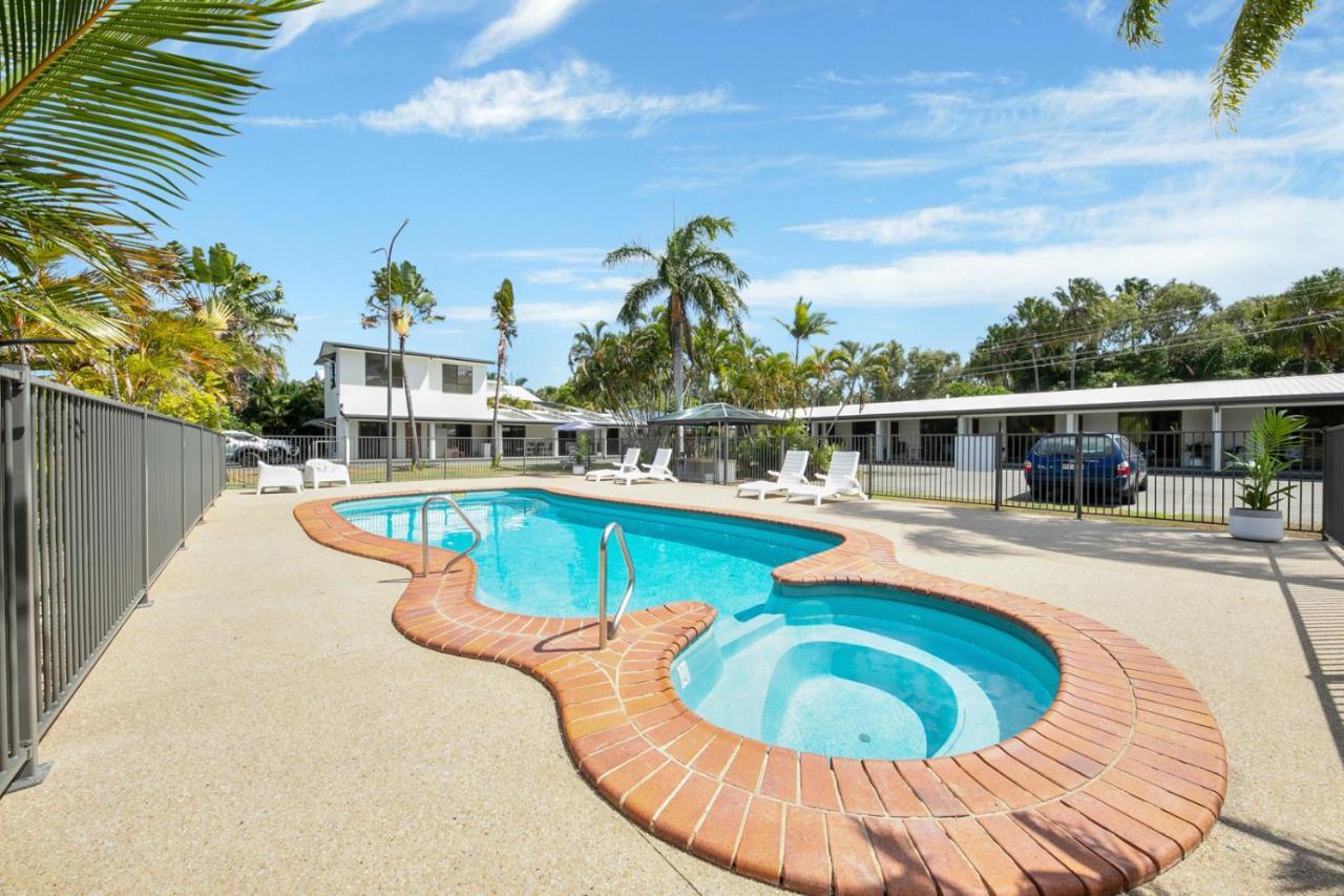 Kinka Palms Motel Yeppoon Dış mekan fotoğraf
