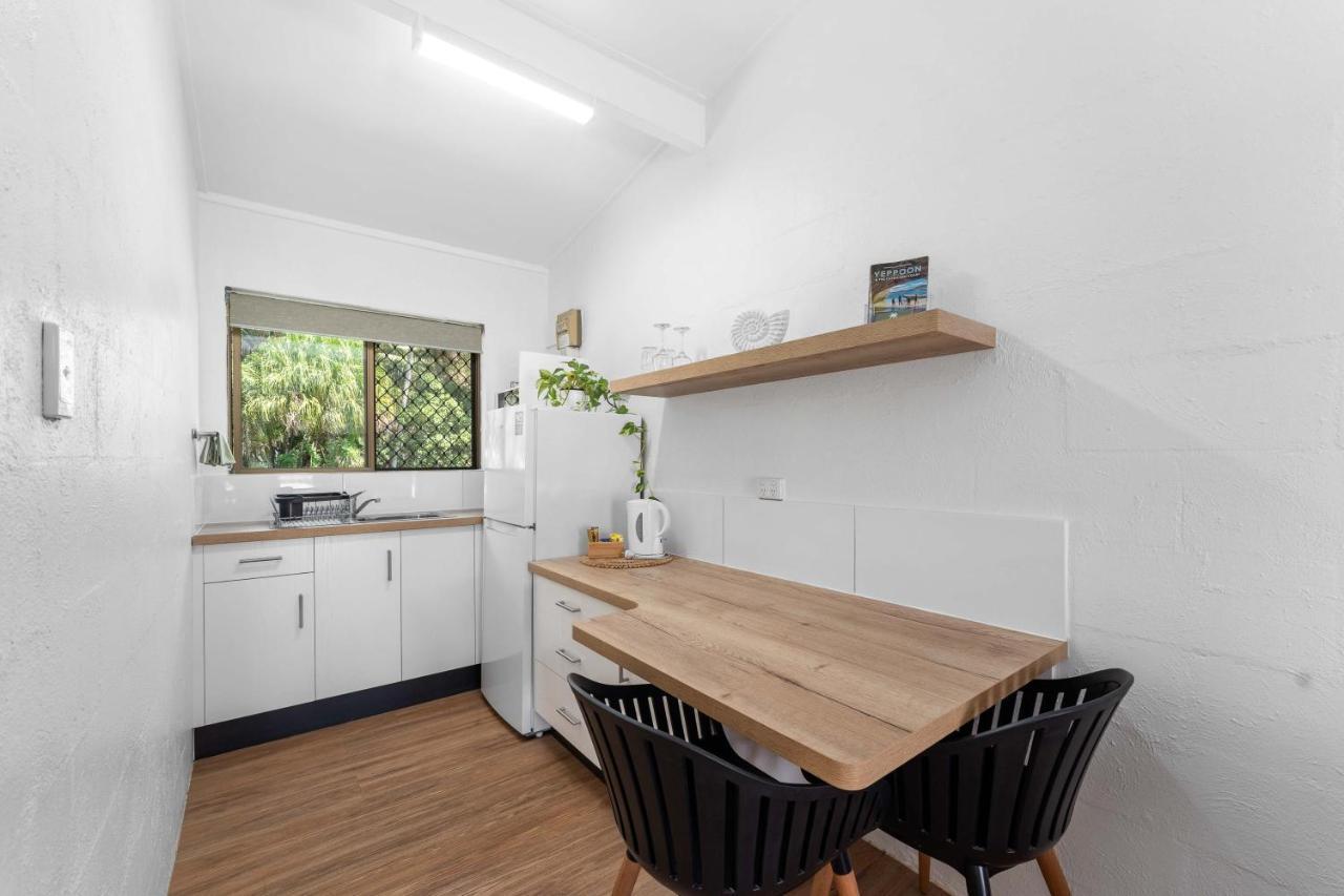 Kinka Palms Motel Yeppoon Dış mekan fotoğraf