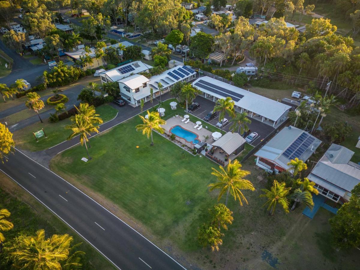 Kinka Palms Motel Yeppoon Dış mekan fotoğraf