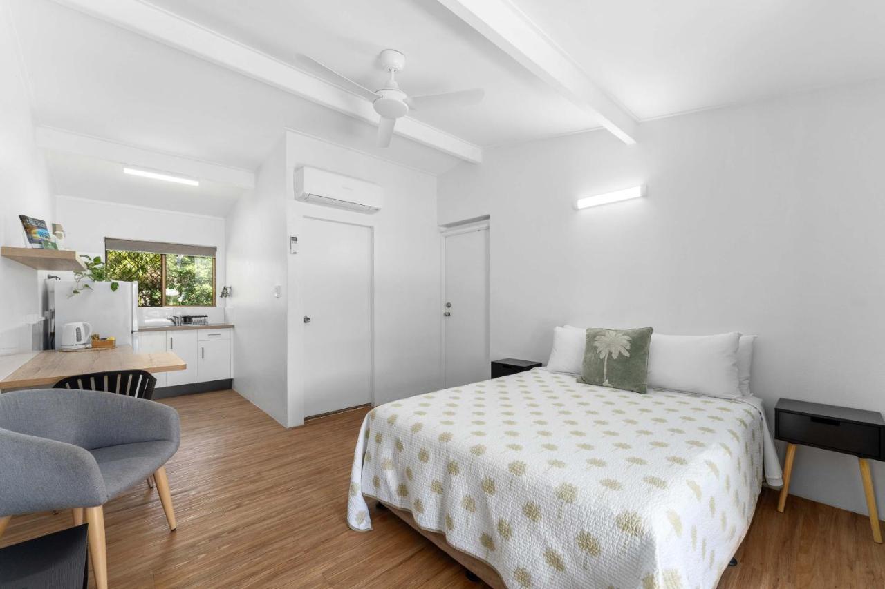Kinka Palms Motel Yeppoon Dış mekan fotoğraf